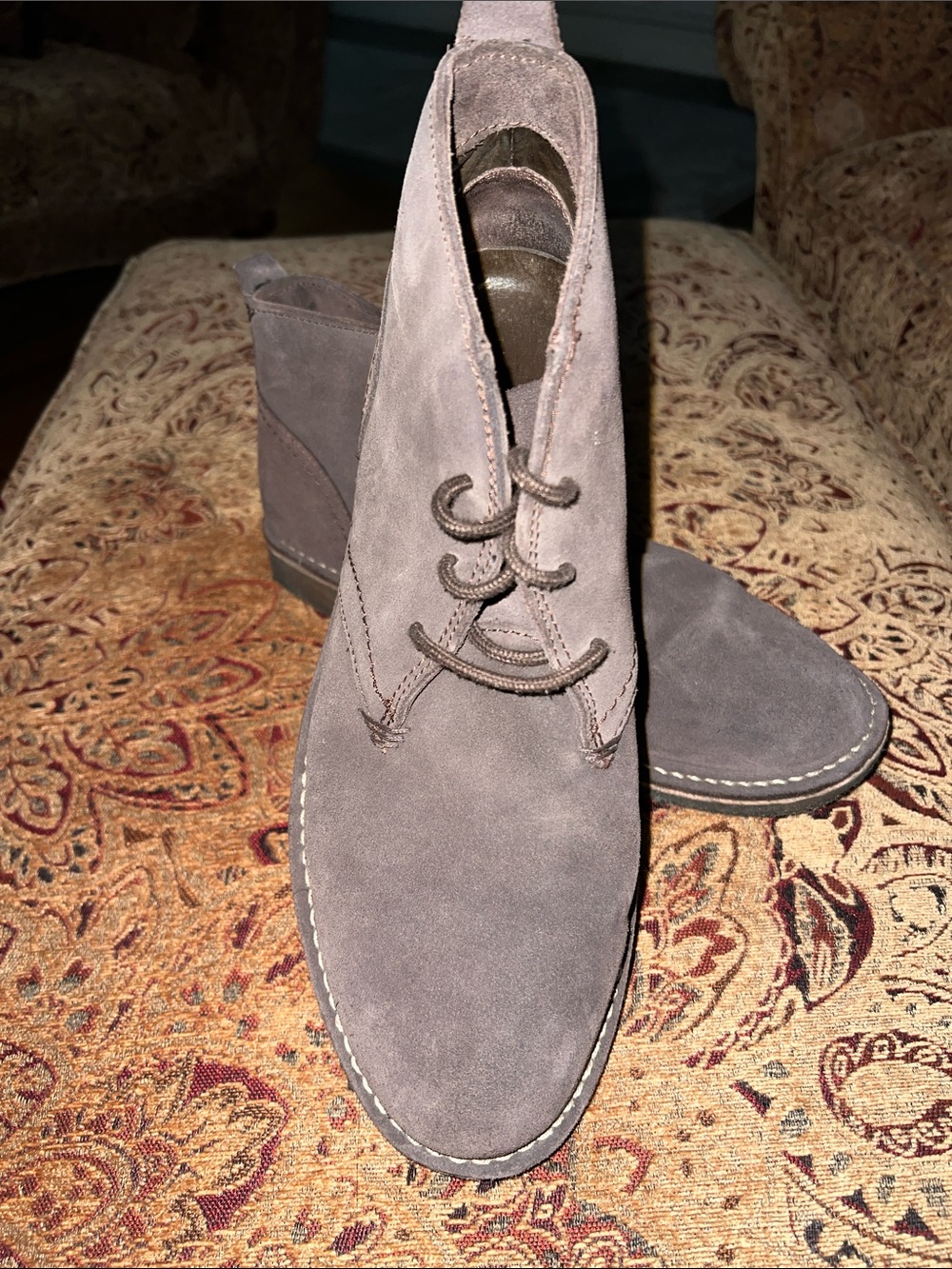 L.L. Bean Men's Suede Chukka Boots in Brown - Classic Lace-Up Style Good Preown